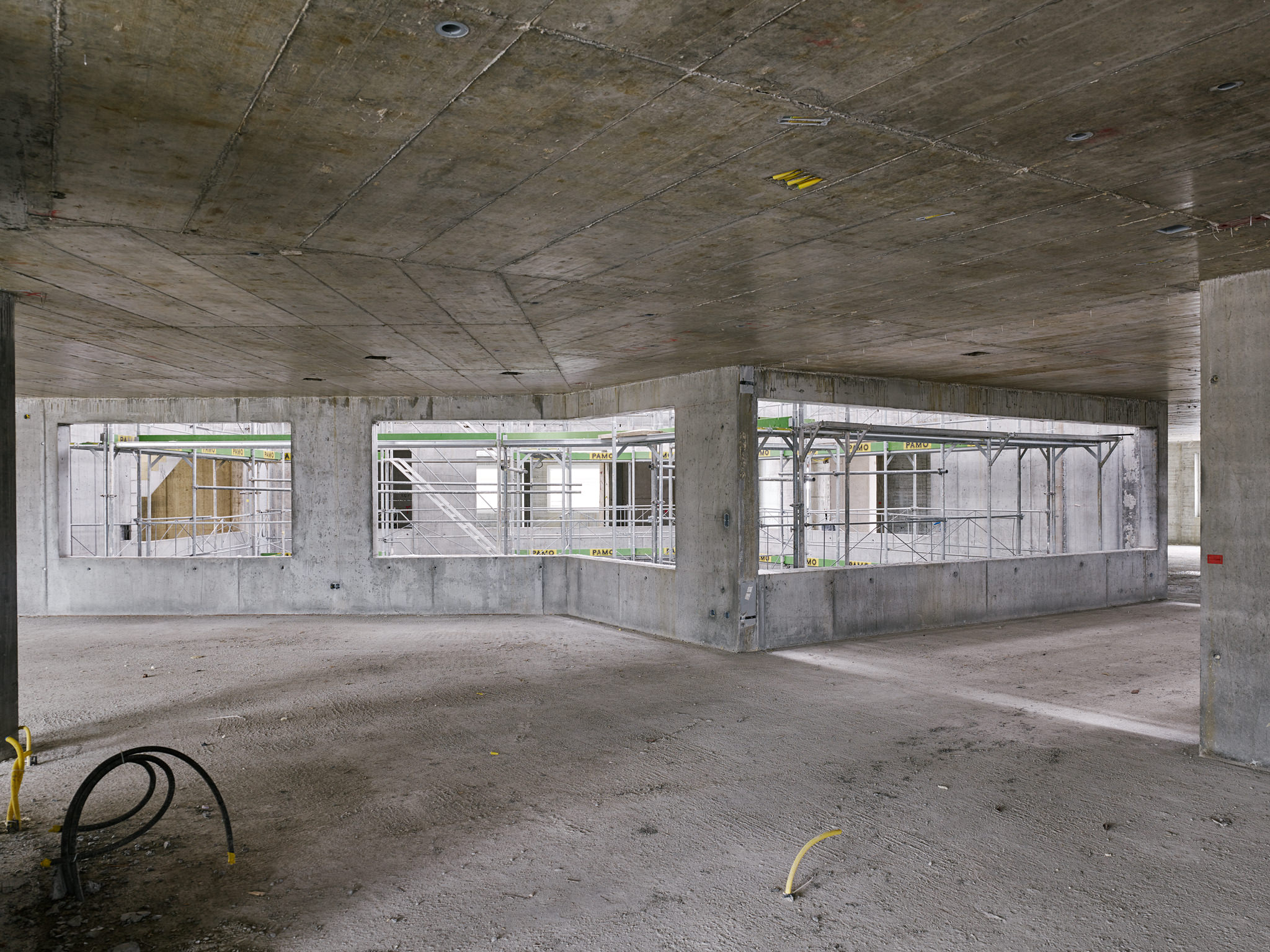 E15541 Alpa 049196 SCREEN